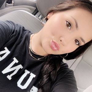 Meet your Posher, Victoria